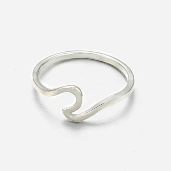 Silver Wave Ring - Picture 3 of 3